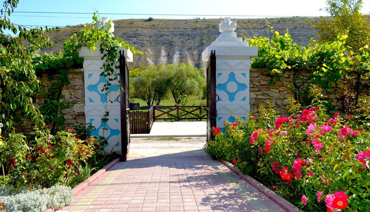 Resedinta Rotundu Bed & Breakfast Butuceny Dış mekan fotoğraf