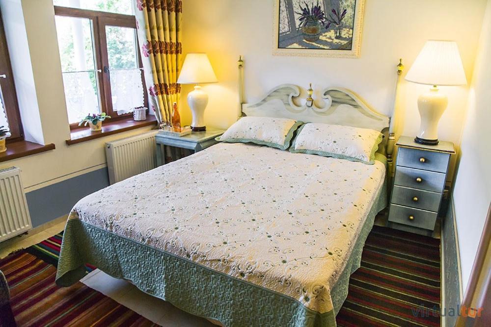 Resedinta Rotundu Bed & Breakfast Butuceny Dış mekan fotoğraf
